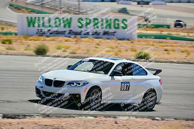 media/Oct-18-2025-Extreme Speed (Sat) [[d6d7e1fef1]]/Group 4 Orange/Session 2 (Turn 3)/